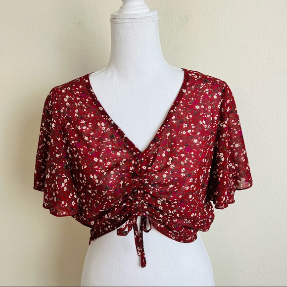 NWOT Red Floral Cinched Tie Blouse - Picture 9 of 12